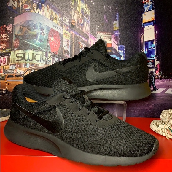 Nike Shoes | Mens Nike Tanjun Black 